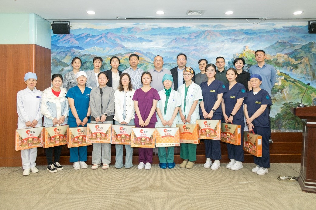 關(guān)愛護(hù)士隊(duì)伍 守護(hù)人民健康